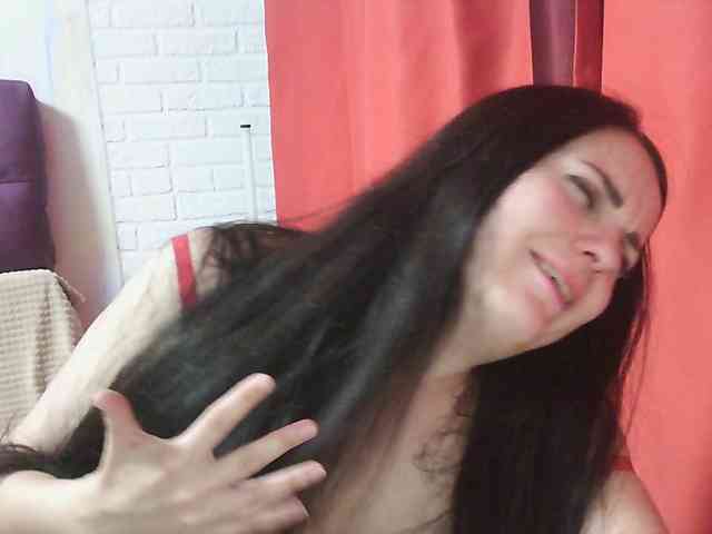 MistressSexologinia webcam