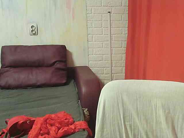 MistressSexologinia webcam