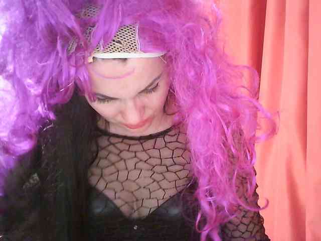 MistressSexologinia webcam