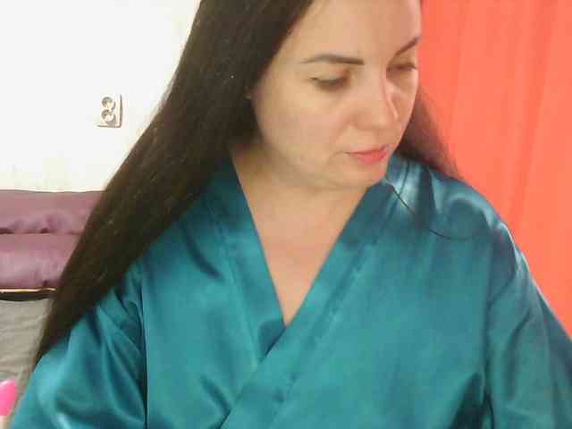 MistressSexologinia webcam