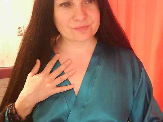 MistressSexologinia webcam