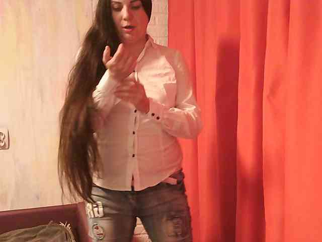 MistressSexologinia webcam