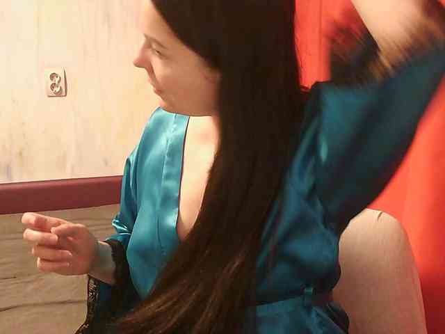 MistressSexologinia webcam