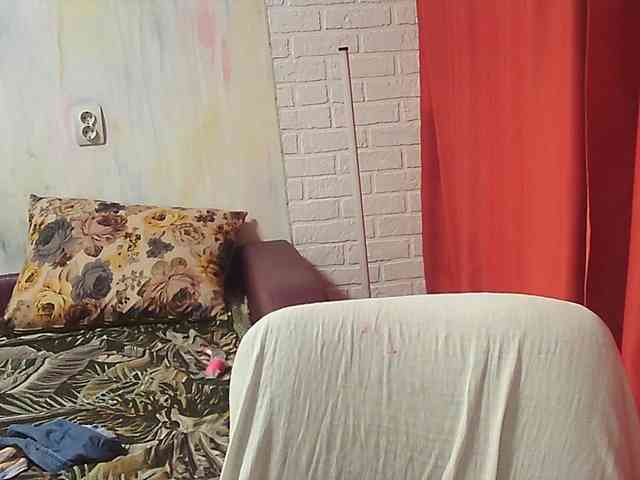 MistressSexologinia webcam