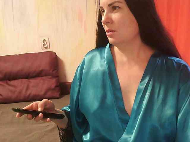 MistressSexologinia webcam