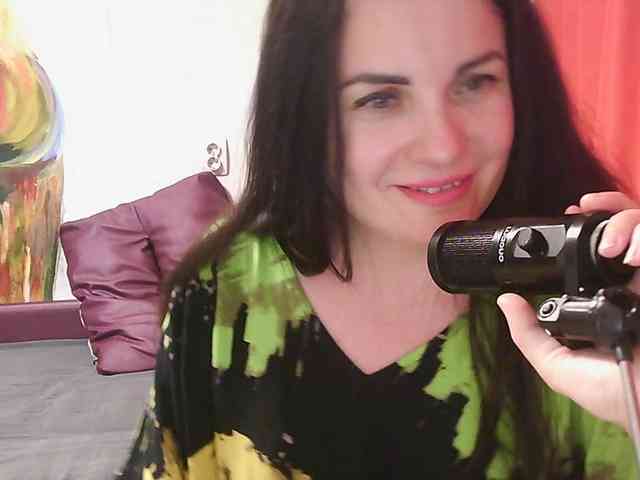 MistressSexologinia webcam