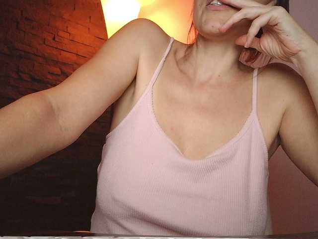 sultriness's BongaCams show and profile
