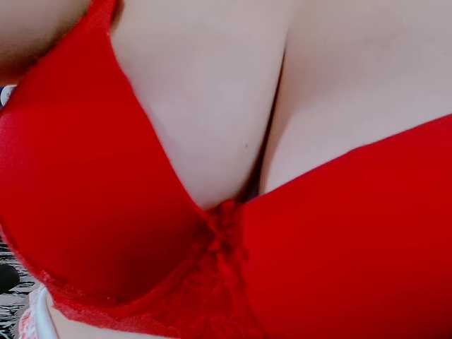 Indica's BongaCams show and profile