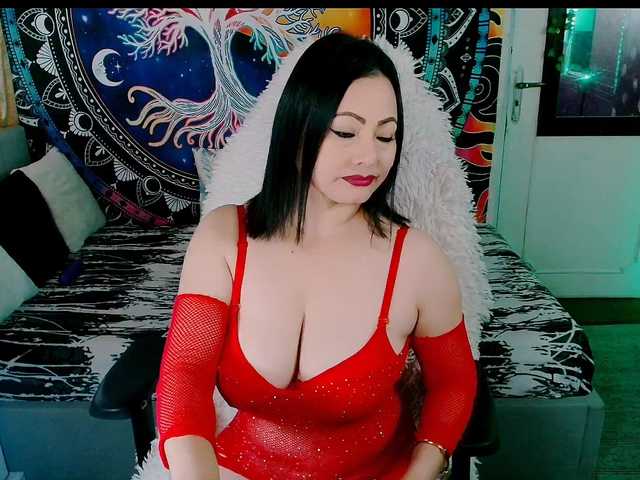 Indica's BongaCams show and profile