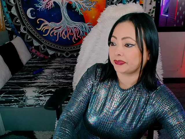 Indica's BongaCams show and profile