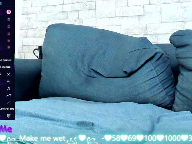 Nefirtiti's BongaCams show and profile