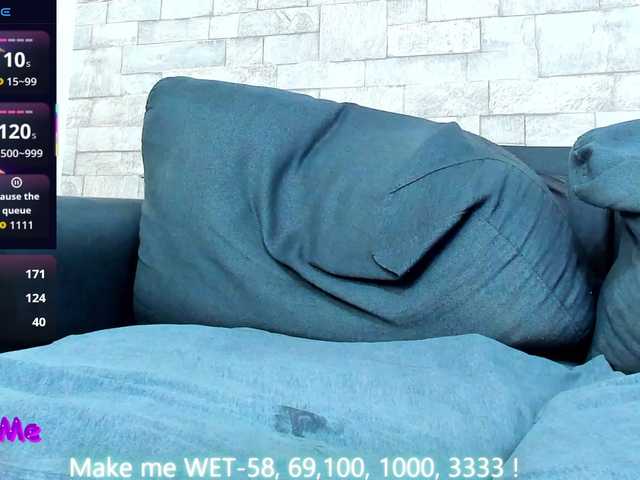 Nefirtiti's BongaCams show and profile