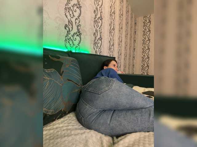 baaayyyy's BongaCams show and profile