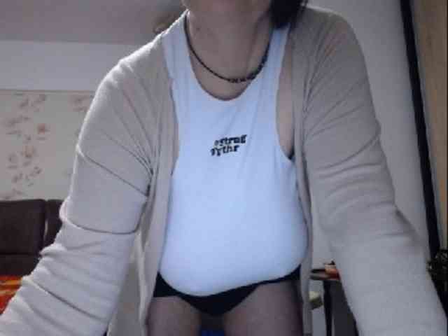 mary-x webcam
