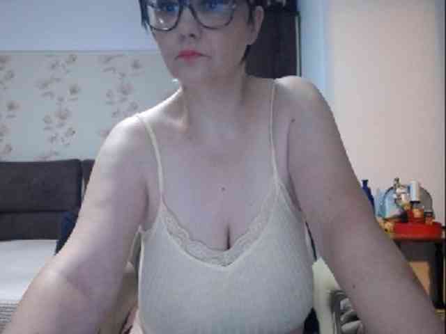 mary-x webcam