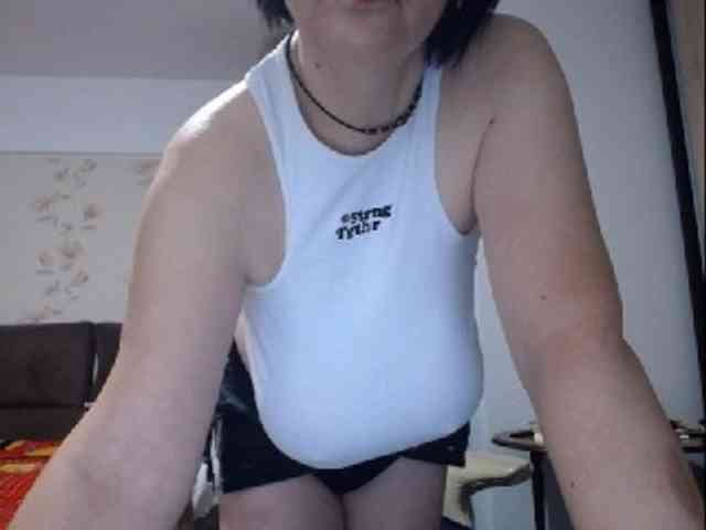mary-x webcam