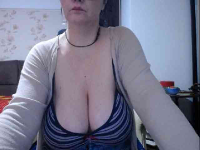mary-x webcam