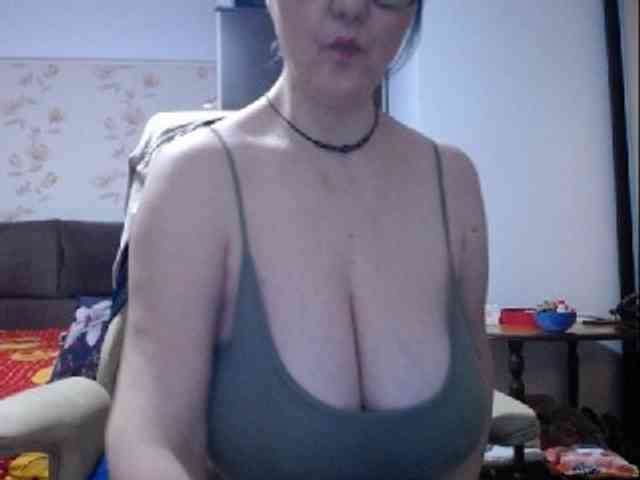 mary-x webcam