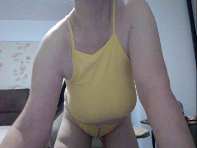 mary-x webcam