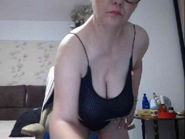 mary-x webcam