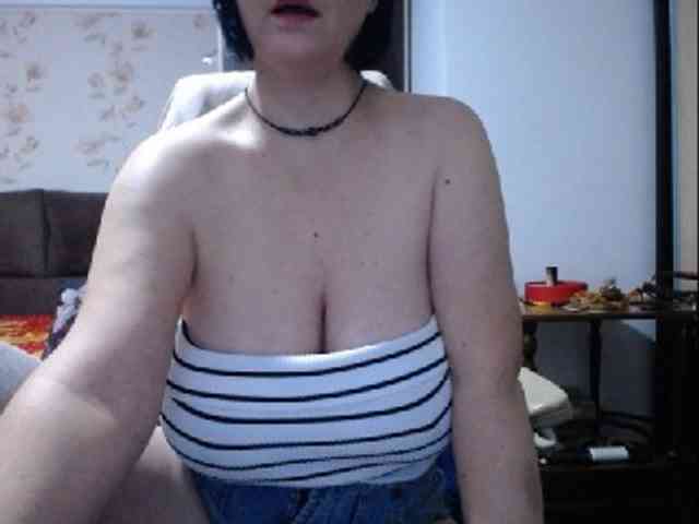 mary-x webcam