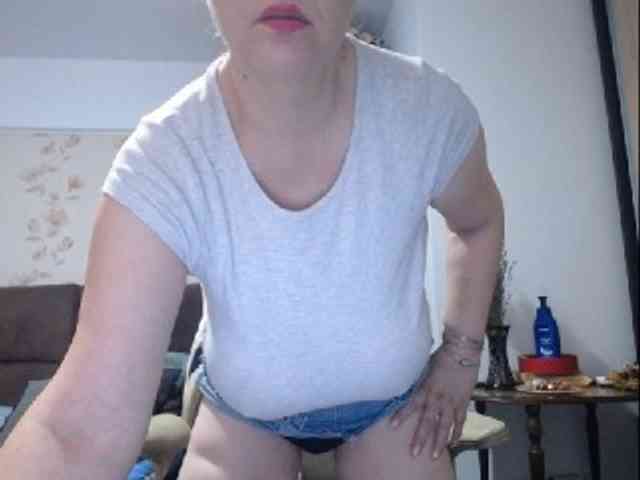mary-x webcam