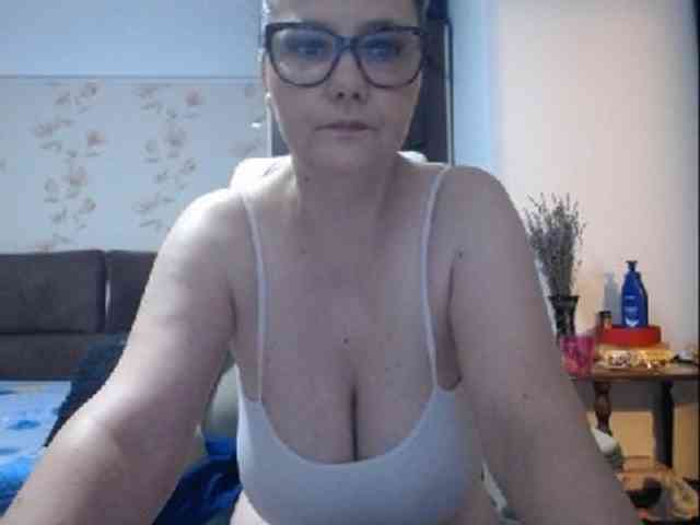 mary-x webcam