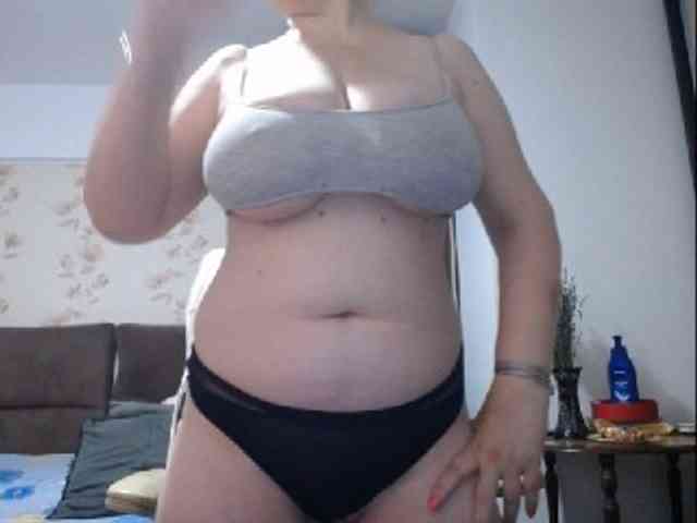 mary-x webcam
