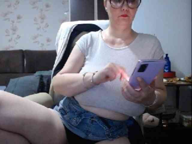 mary-x webcam