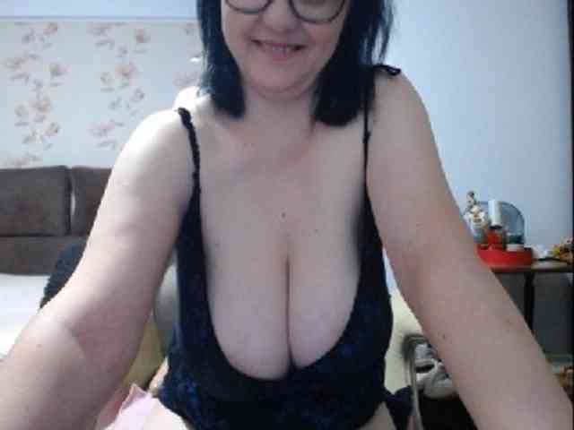mary-x webcam