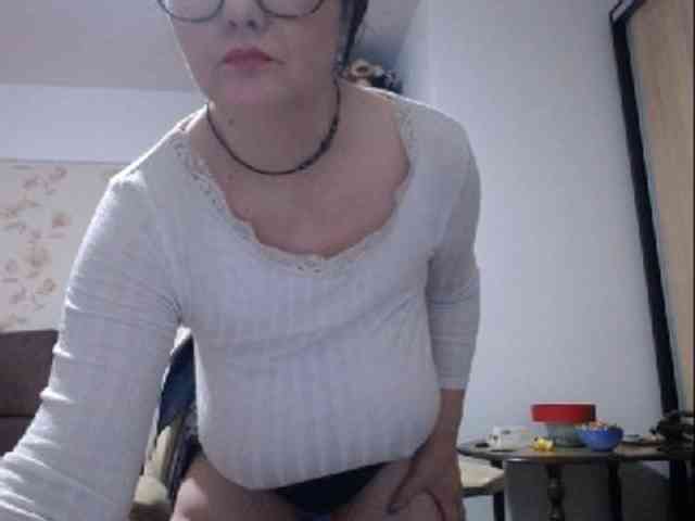 mary-x webcam