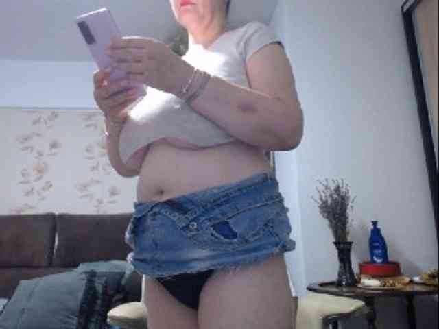 mary-x webcam