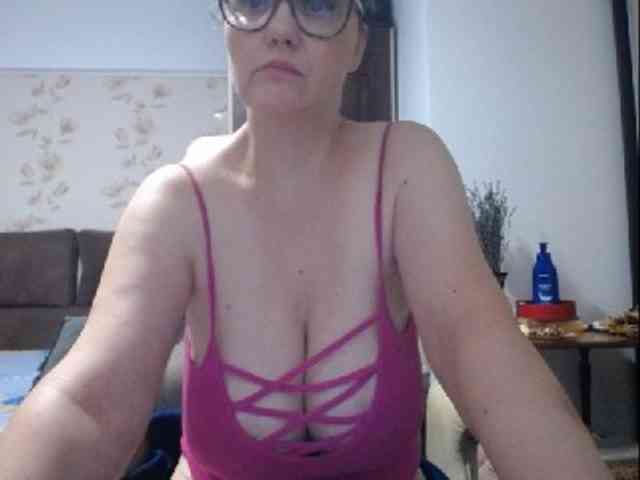 mary-x webcam