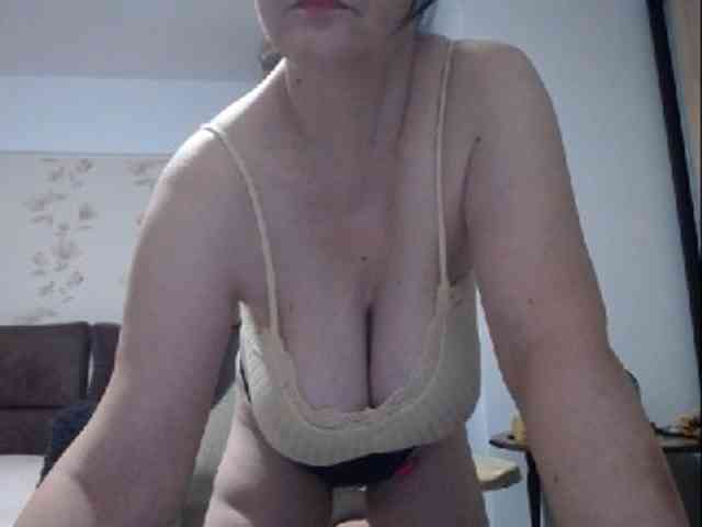 mary-x webcam