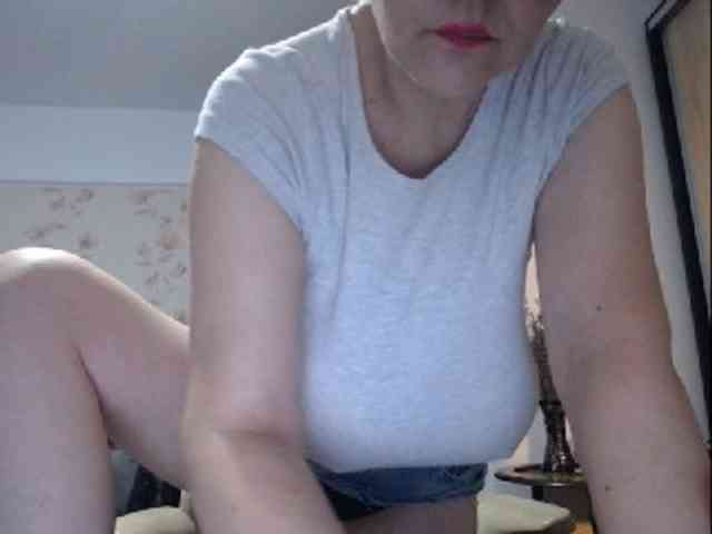 mary-x webcam
