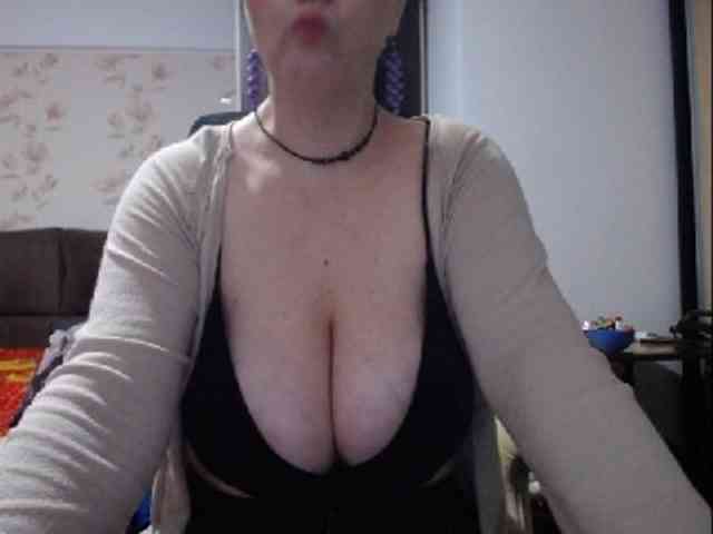 mary-x webcam