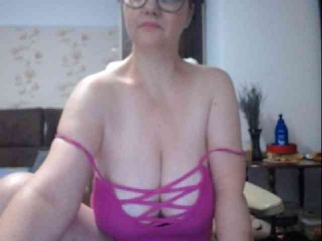 mary-x webcam