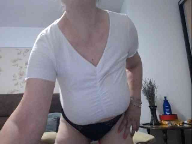 mary-x webcam