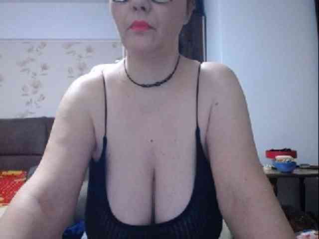 mary-x webcam