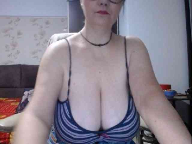 mary-x webcam
