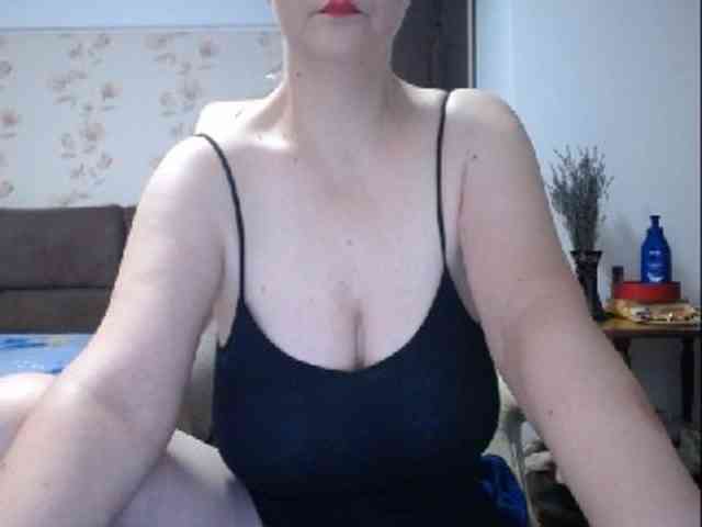mary-x webcam