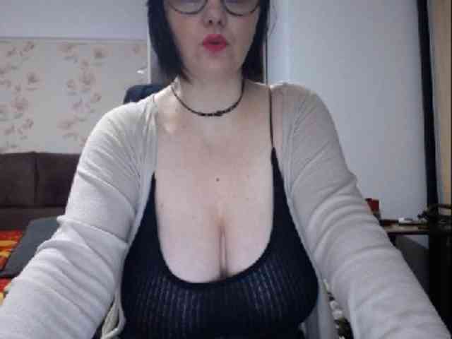mary-x webcam