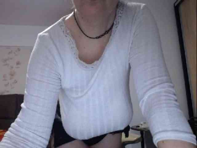 mary-x webcam