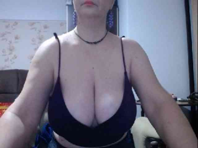 mary-x webcam