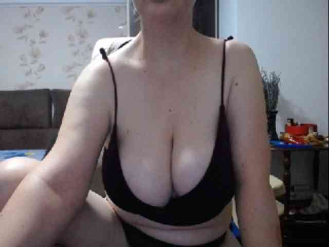 mary-x webcam