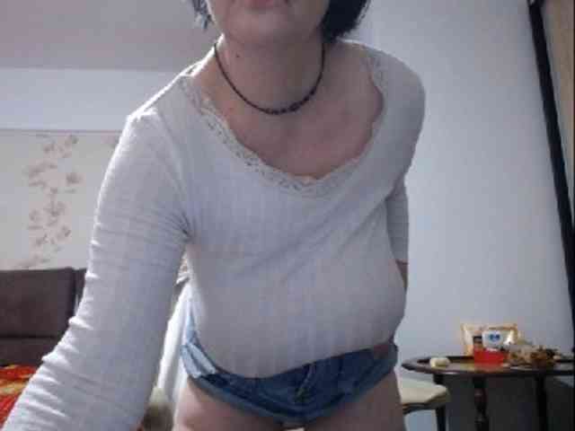 mary-x webcam