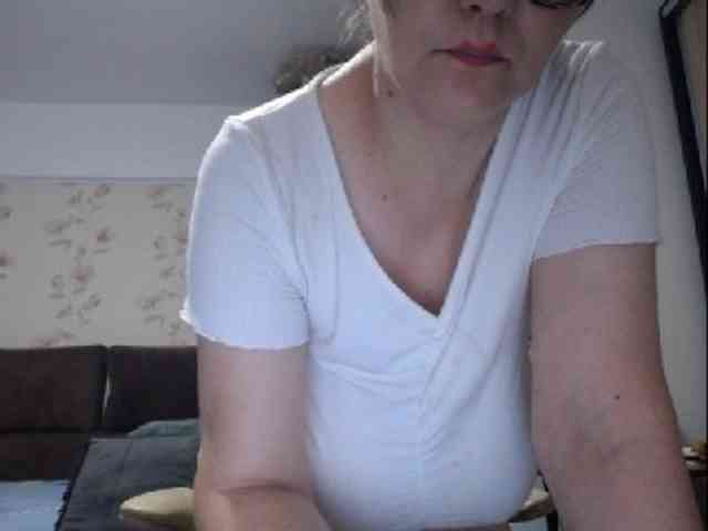 mary-x webcam