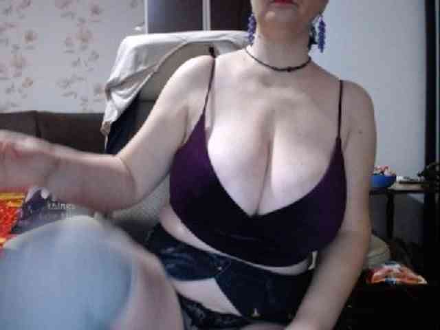 mary-x webcam