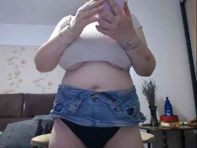 mary-x webcam