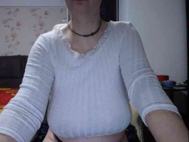 mary-x webcam